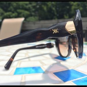 Kardashian Kollection Jackie O inspired Sunglasses